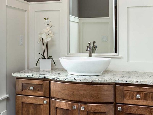 bathroom-with-granite-counter